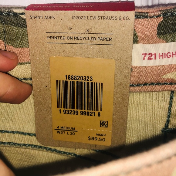 Levi’s 721 High-rise camo skinny jeans - Picture 5 of 8